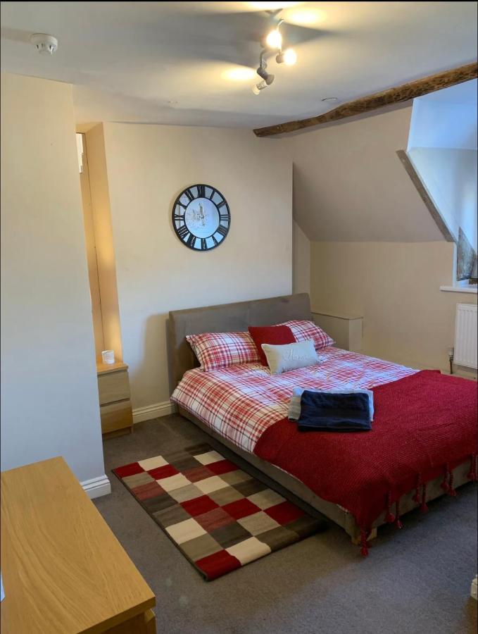 Studio Double. Own Bathroom, Shared Kitchen Bewdley Kültér fotó