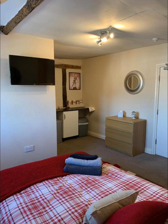 Studio Double. Own Bathroom, Shared Kitchen Bewdley Kültér fotó