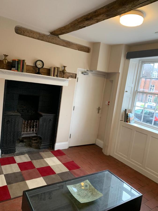 Studio Double. Own Bathroom, Shared Kitchen Bewdley Kültér fotó